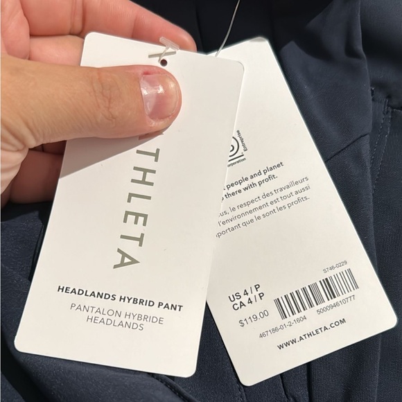 Athleta Headlands Hybrid Pant // Navy - Picture 10 of 11